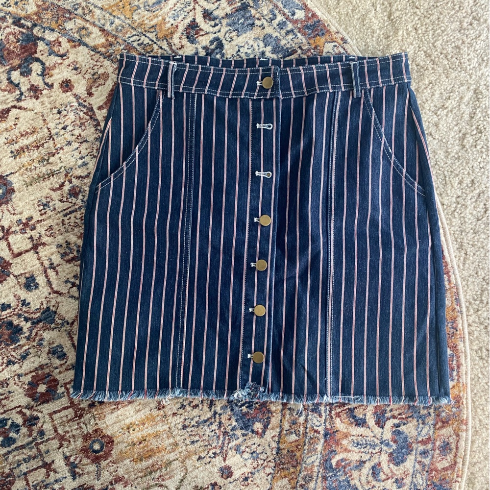 Mod on Trend red and white striped denim skirt